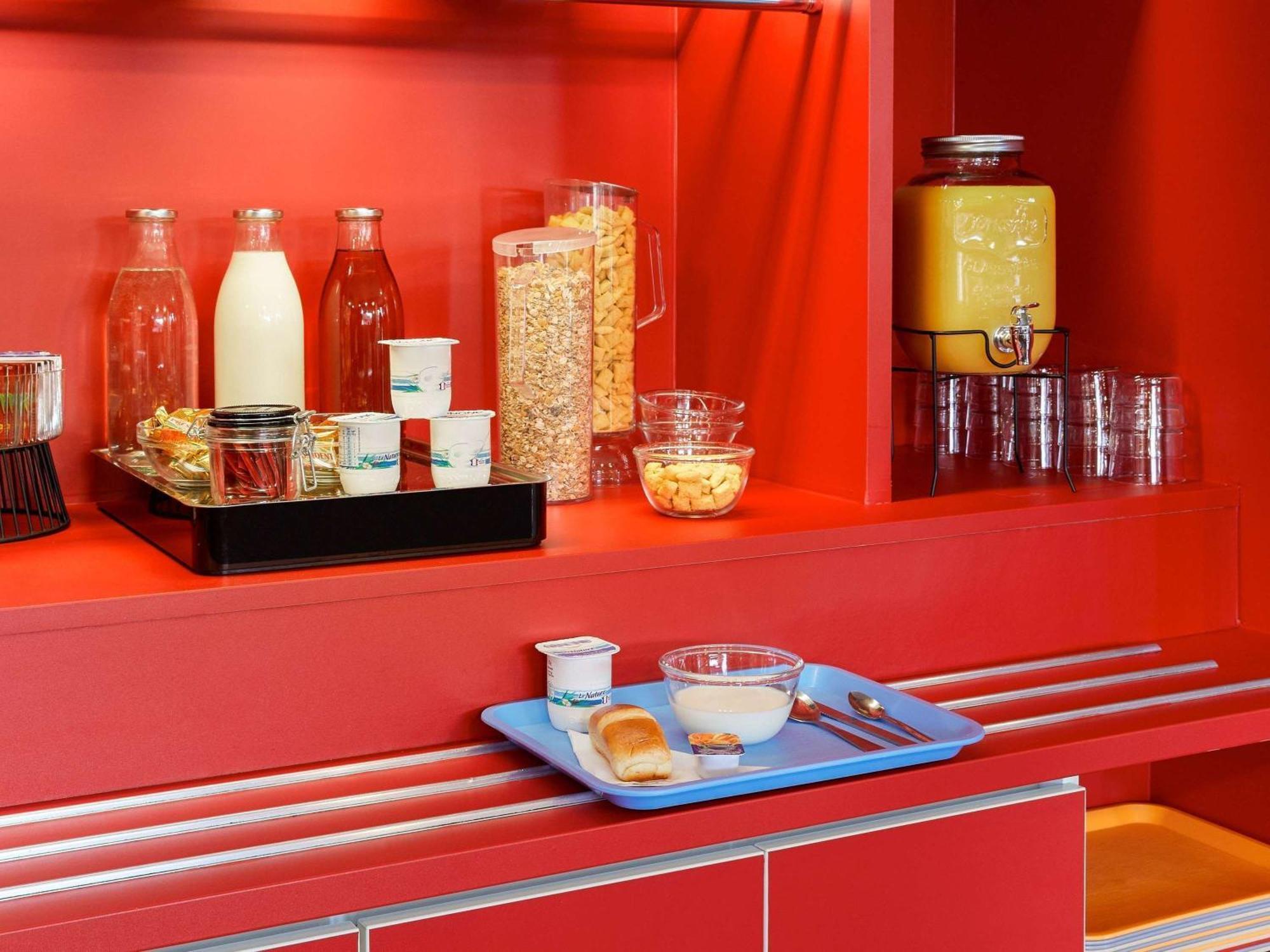Hotelf1 Le Mans Nord Saint-Saturnin  Ngoại thất bức ảnh