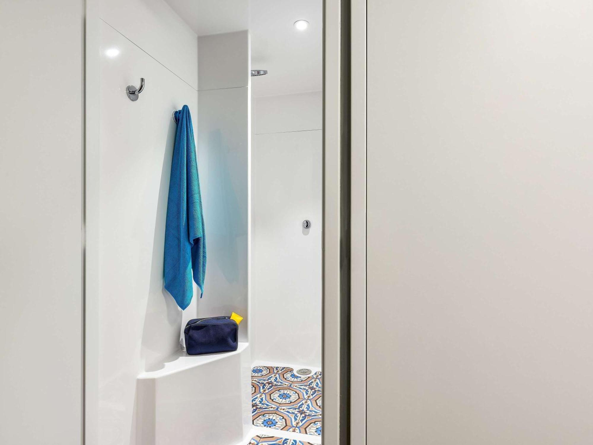 Hotelf1 Le Mans Nord Saint-Saturnin  Ngoại thất bức ảnh