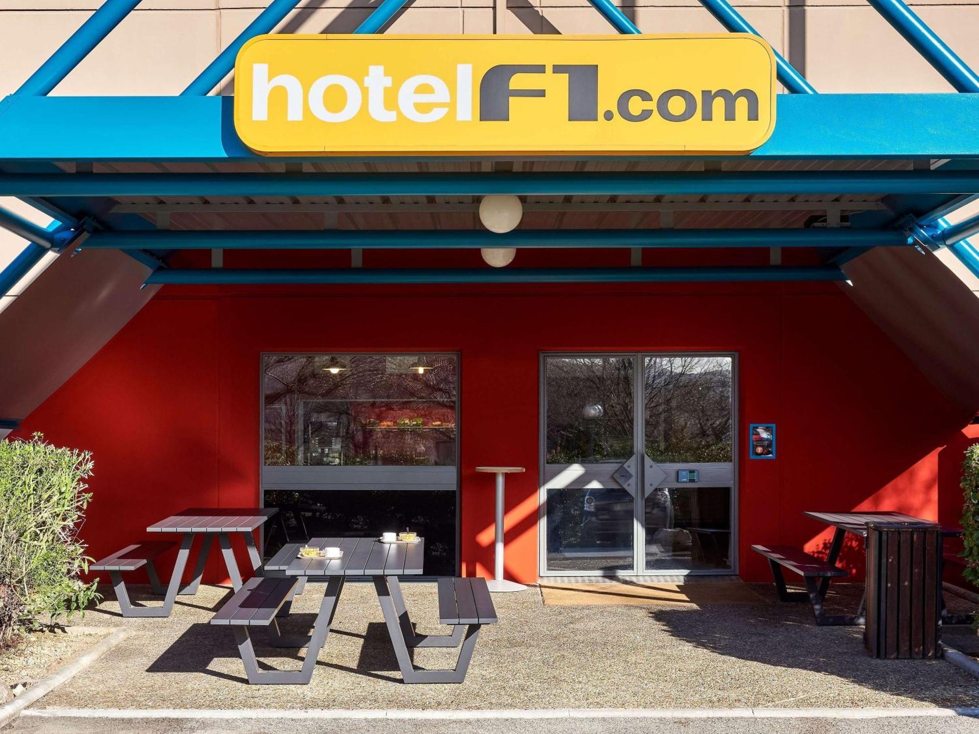 Hotelf1 Le Mans Nord Saint-Saturnin  Ngoại thất bức ảnh