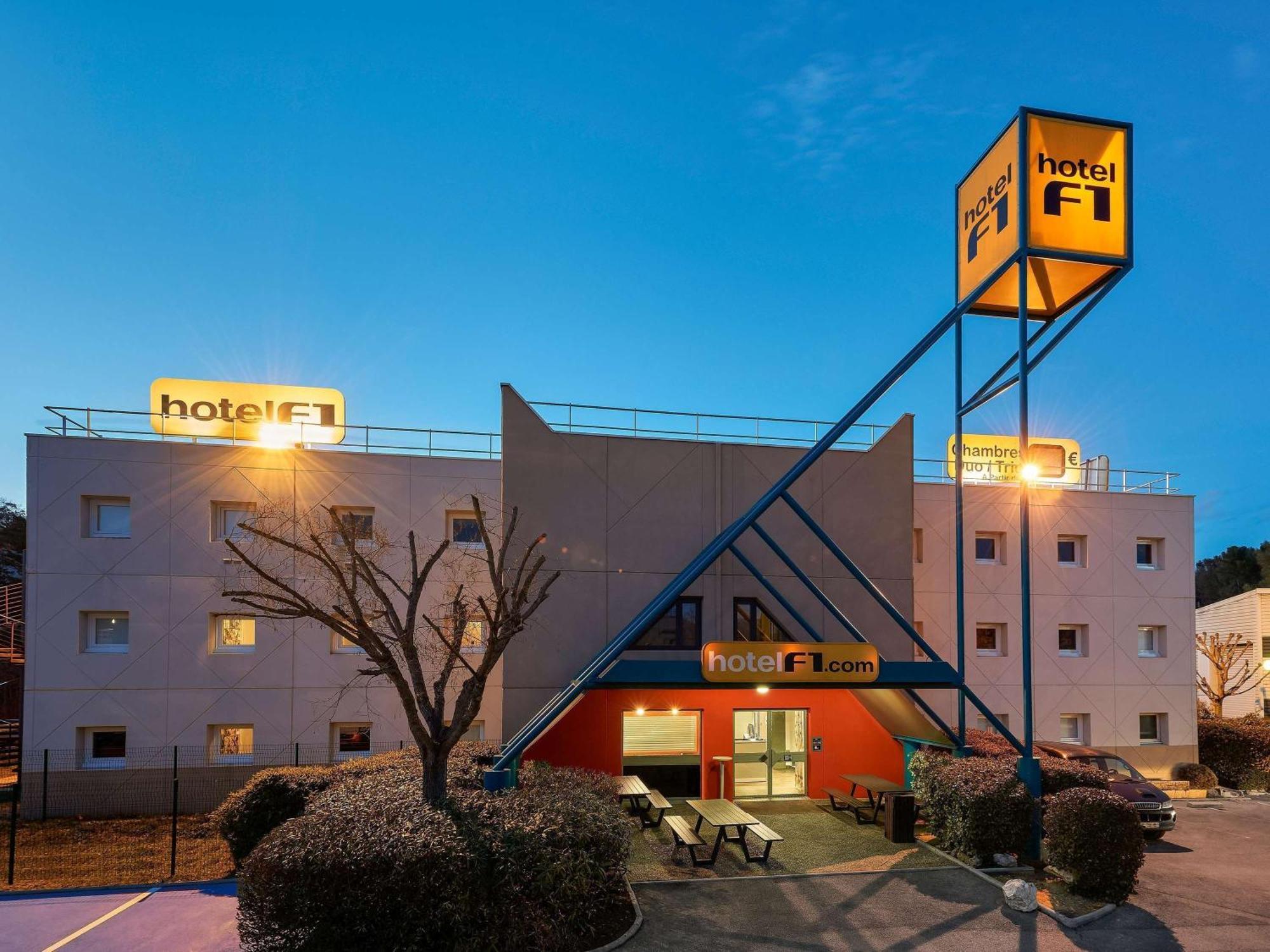 Hotelf1 Le Mans Nord Saint-Saturnin  Ngoại thất bức ảnh